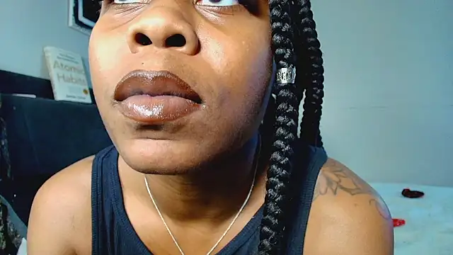 Snapshot of Naomiruty chatting on 03/01/26, 02:55 Naomiruty online show from 03/01/26, 02:55