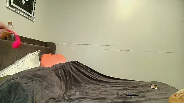 Naomiruty online show from 11/29/25, 03:17