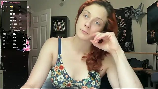 Aria Fields online show from 05/25/26, 03:33