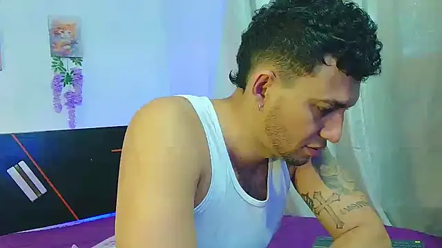 Snapshot of Jeff_Kent2 chatting on 09/15/25, 04:29 Jeff Kent2 online show from 09/15/25, 04:29