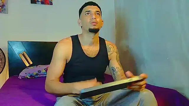 Snapshot of Jeff_Kent2 chatting on 11/25/25, 11:59 Jeff Kent2 online show from 11/25/25, 11:59