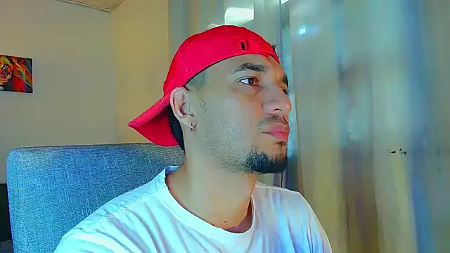 Snapshot of Jeff_Kent2 chatting on 12/05/25, 02:37 Jeff Kent2 online show from 12/05/25, 02:37