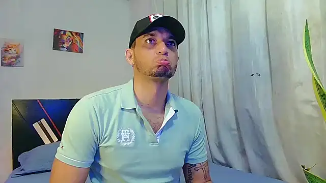 Snapshot of Jeff_Kent2 chatting on 09/19/25, 01:48 Jeff Kent2 online show from 09/19/25, 01:48