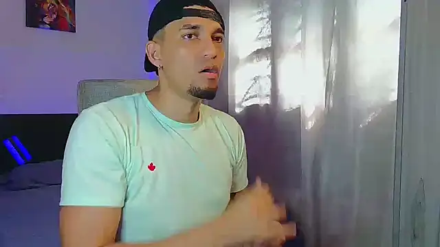 Snapshot of Jeff_Kent2 chatting on 11/08/25, 07:06 Jeff Kent2 online show from 11/08/25, 07:06