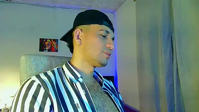 Snapshot of Jeff_Kent2 chatting on 09/10/25, 01:48 Jeff Kent2 online show from 09/10/25, 01:48