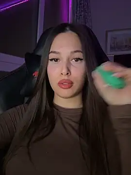 EricaWalls online show from 11/10/25, 03:06