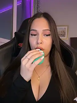 EricaWalls online show from 02/28/26, 03:55