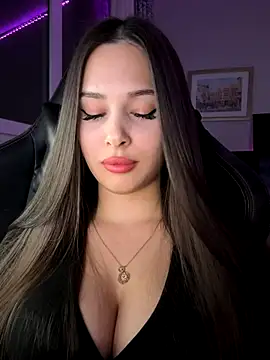 EricaWalls online show from 11/22/25, 07:24