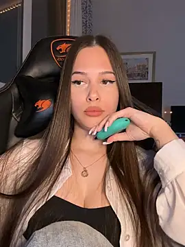 EricaWalls online show from 04/18/26, 07:07