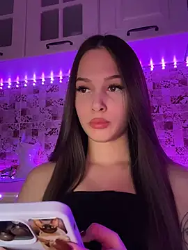 EricaWalls online show from 02/11/25, 01:41