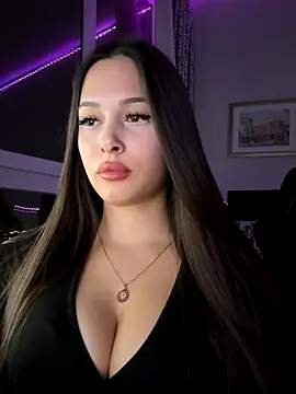 EricaWalls online show from 11/30/25, 09:48