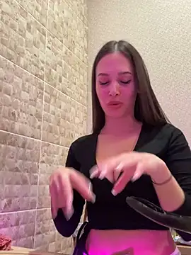 EricaWalls online show from 02/21/25, 07:54