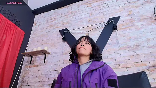 vanelope11 online show from 11/16/25, 01:43