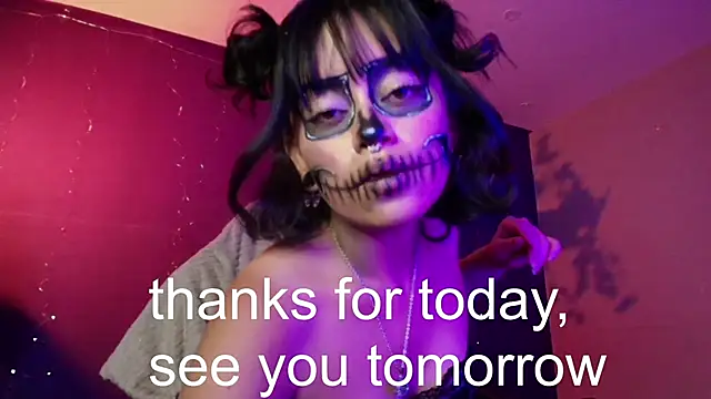 vanelope11 online show from 10/31/25, 06:48