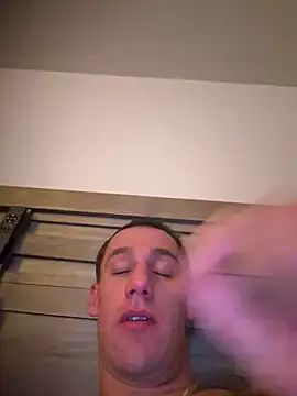 PeytonJohnn online show from 11/10/25, 12:48