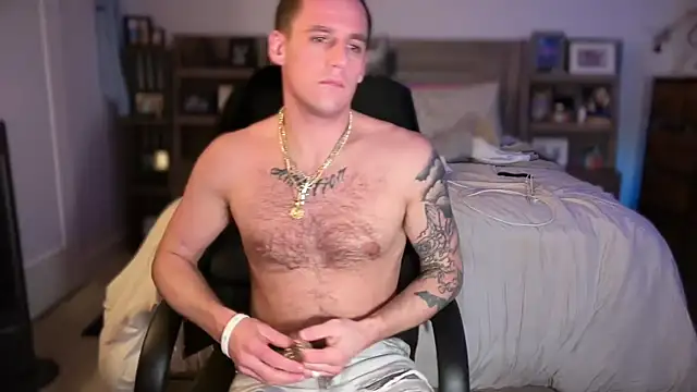 PeytonJohnn online show from 11/19/25, 05:29