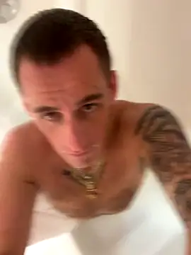 PeytonJohnn online show from 09/28/25, 08:05