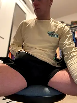 PeytonJohnn online show from 11/24/25, 05:57