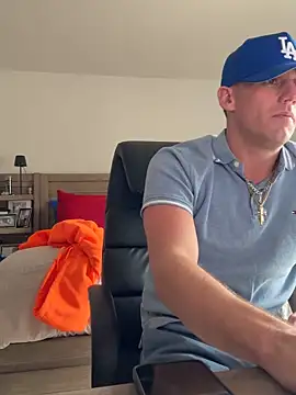 PeytonJohnn online show from 11/03/25, 05:05