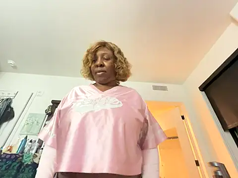 XXXLollipopsJuicy online show from 11/20/25, 07:31