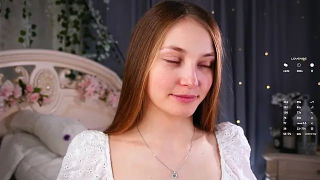 MonaEldon online show from 04/10/26, 02:07