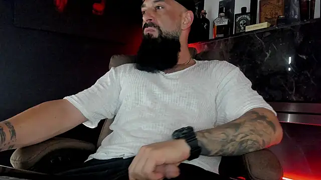 Snapshot of axxelrich_ chatting on 09/29/25, 04:45 axxelrich online show from 09/29/25, 04:45