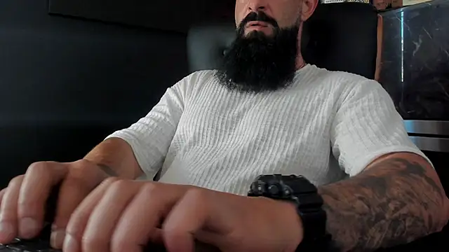 Snapshot of axxelrich_ chatting on 09/21/25, 09:03 axxelrich online show from 09/21/25, 09:03