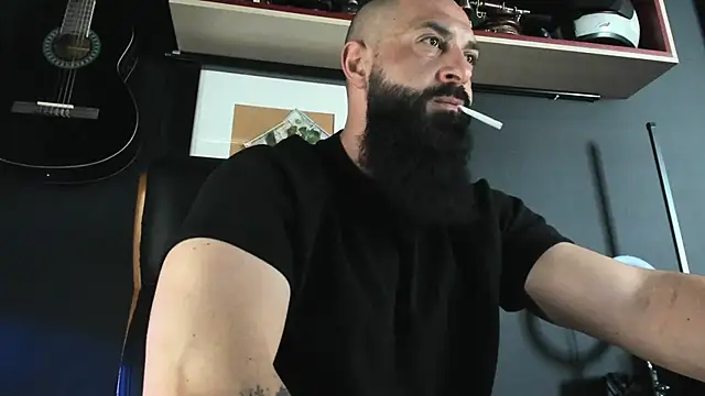 Snapshot of axxelrich_ chatting on 02/10/25, 09:58 axxelrich online show from 02/10/25, 09:58