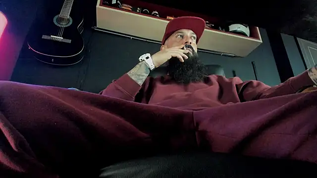 Snapshot of axxelrich_ chatting on 03/14/25, 05:16 axxelrich online show from 03/14/25, 05:16