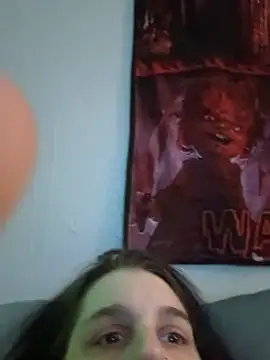 menaceswife online show from 02/02/25, 10:06