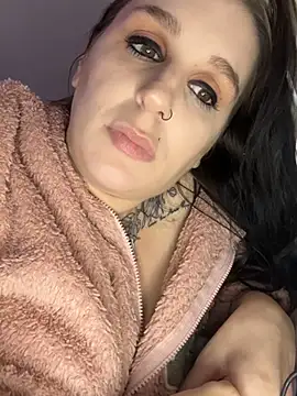 menaceswife online show from 03/01/25, 06:00