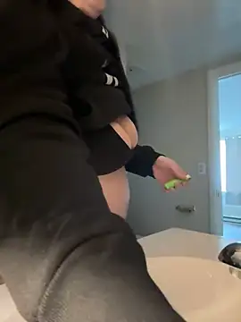 menaceswife online show from 02/01/25, 04:22