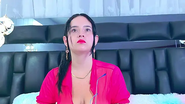 DahianaMoss online show from 10/19/25, 11:46