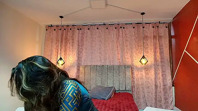 VioletaScott  online show from 10/02/25, 01:25