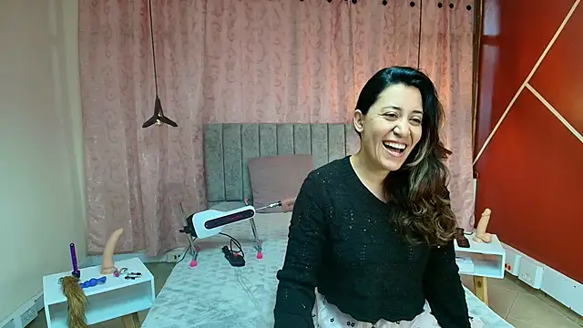 VioletaScott  online show from 10/24/25, 02:27