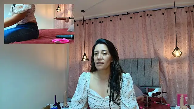 VioletaScott  online show from 11/29/25, 12:38