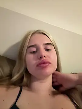 Snapshot of yourhornyslut chatting on 07/28/26, 07:37 yourhornyslut online show from 07/28/26, 07:37