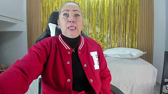 Danna topless online show from 10/16/25, 12:02