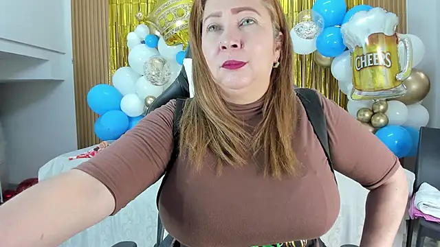 Danna topless online show from 10/03/25, 12:06