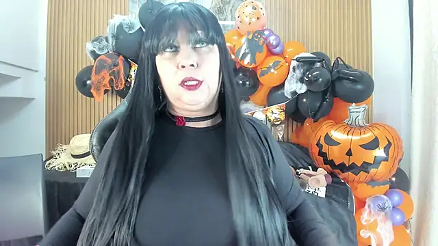 Danna topless online show from 10/31/25, 12:02