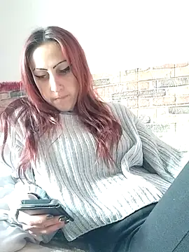 kriszy baby online show from 12/19/25, 08:17