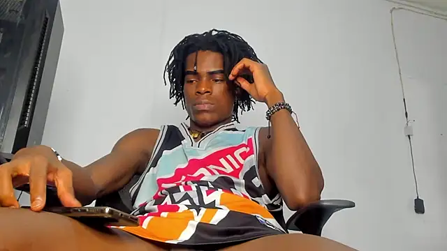 Snapshot of darwinjhonson chatting on 12/12/24, 10:24 darwinjhonson online show from 12/12/24, 10:24