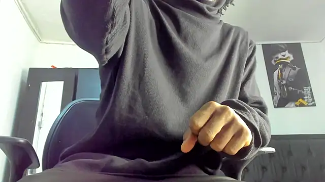 Snapshot of darwinjhonson chatting on 12/18/24, 01:02 darwinjhonson online show from 12/18/24, 01:02