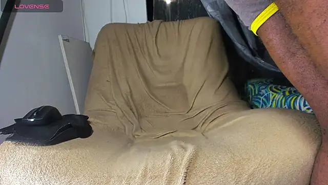 black  diiamond online show from 11/20/25, 12:22