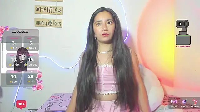 Snapshot of litle_mily_ chatting on 10/01/25, 12:38 litle mily online show from 10/01/25, 12:38