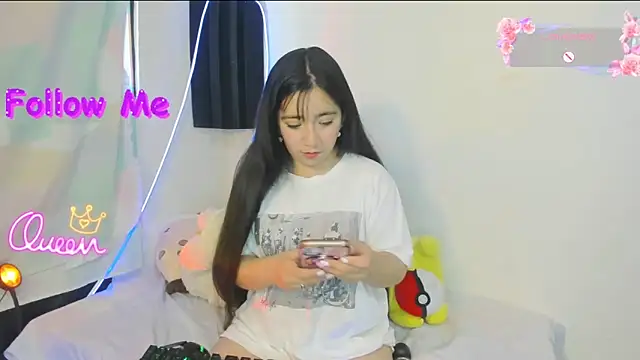 litle mily  online show from 05/09/26, 09:51