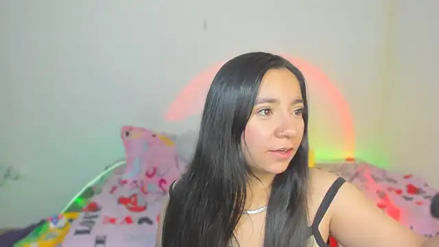 Snapshot of litle_mily_ chatting on 11/26/25, 03:39 litle mily online show from 11/26/25, 03:39