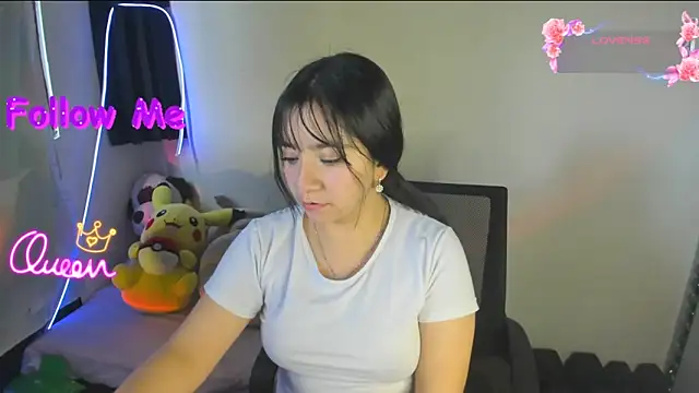 litle mily  online show from 05/07/26, 09:40