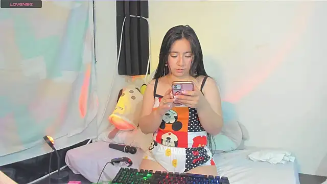 litle mily  online show from 04/14/26, 09:53