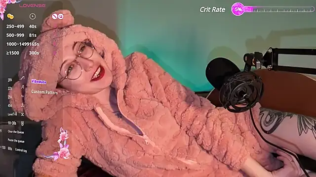 lovelylucyy online show from 02/02/25, 03:10